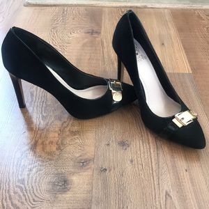 Black Vince Camuto heels